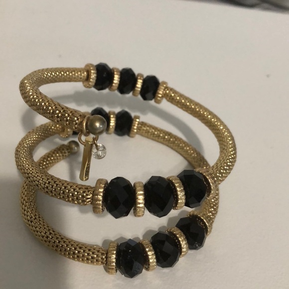 Kenneth Cole memory wire Bracelet - Picture 2 of 3